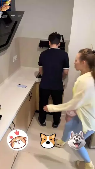 Clap Finder Meta ad: Lost your phone again? Just clap your hands twice and your iPhone ring, live 253 days