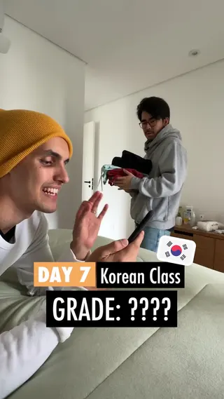 Falou Meta ad: Speak Korean in Just 10 Minutes a Day! Too busy for classes? Falou’s g, live 352 days