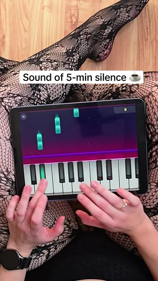 Hello Piano Meta ad: Your personal piano, live 55 days