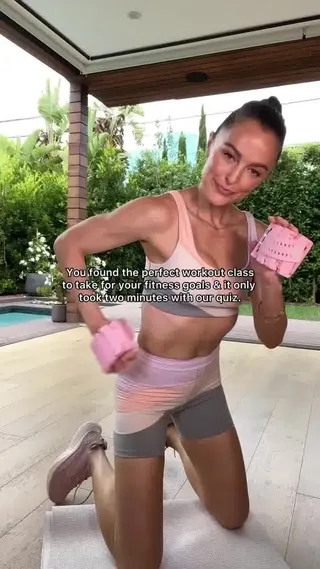 The Sculpt Society Meta ad: Discover your new routine in minutes with The Sculpt Society's persona, live 120 days