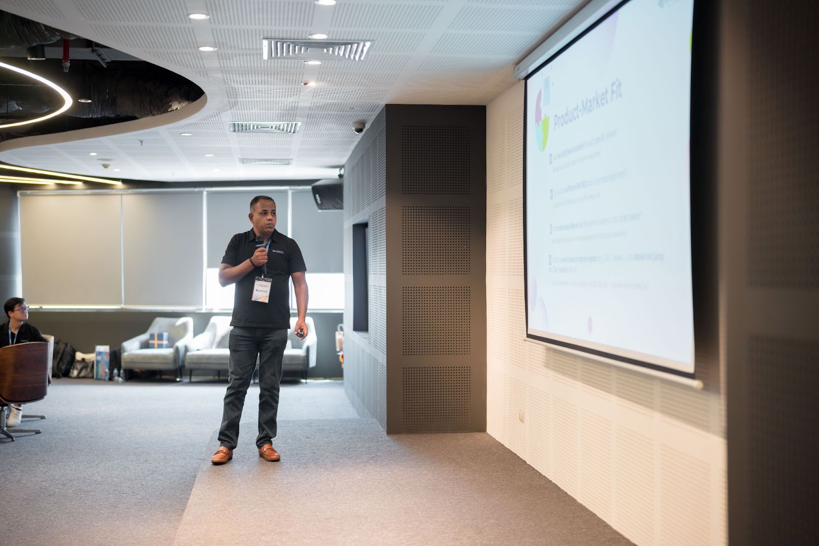 Santhosh Malleshwara, Business Head & Director of Bidroid